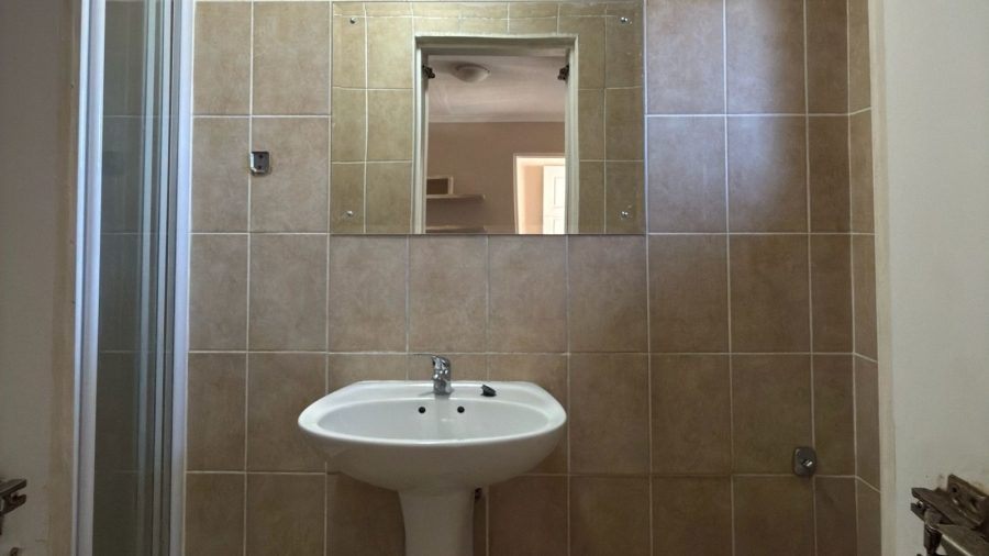 1 Bedroom Property for Sale in Van Der Stel Western Cape